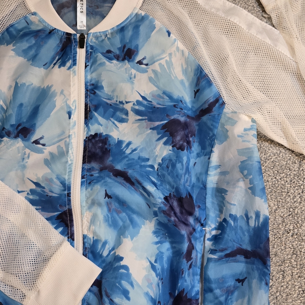 Fabletics Lightweight Print And Mesh Zipper Jacke… - image 3